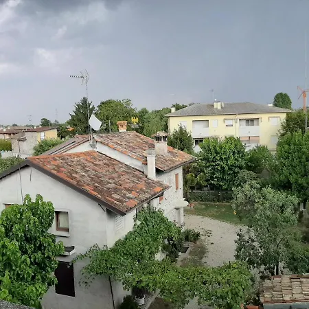 Relaxing Retreat In The Center Of Friuli Apartman *